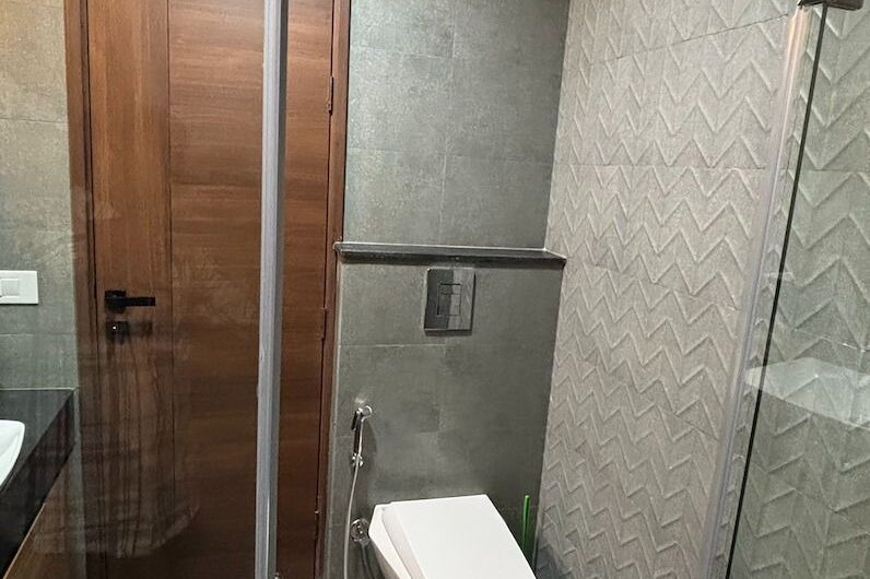 Krisumi Waterfall Residences